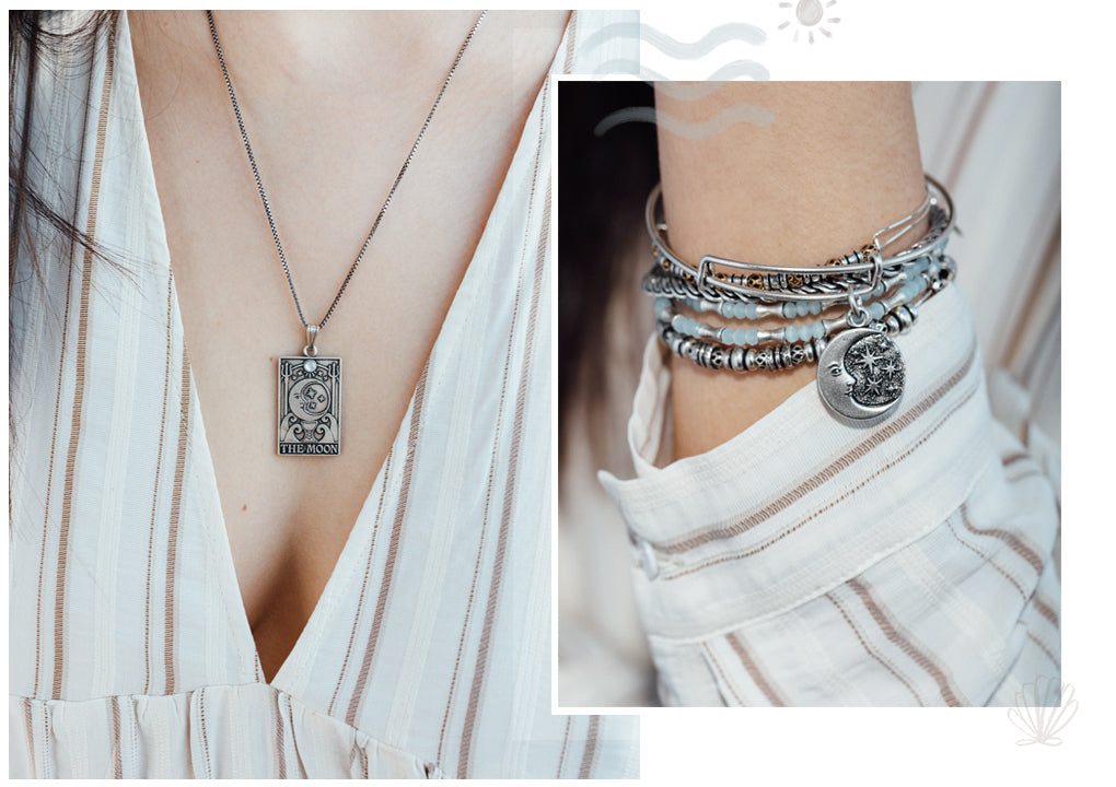 The Moon Tarot Collection: An Easy Guide to the Mysterious Tarot