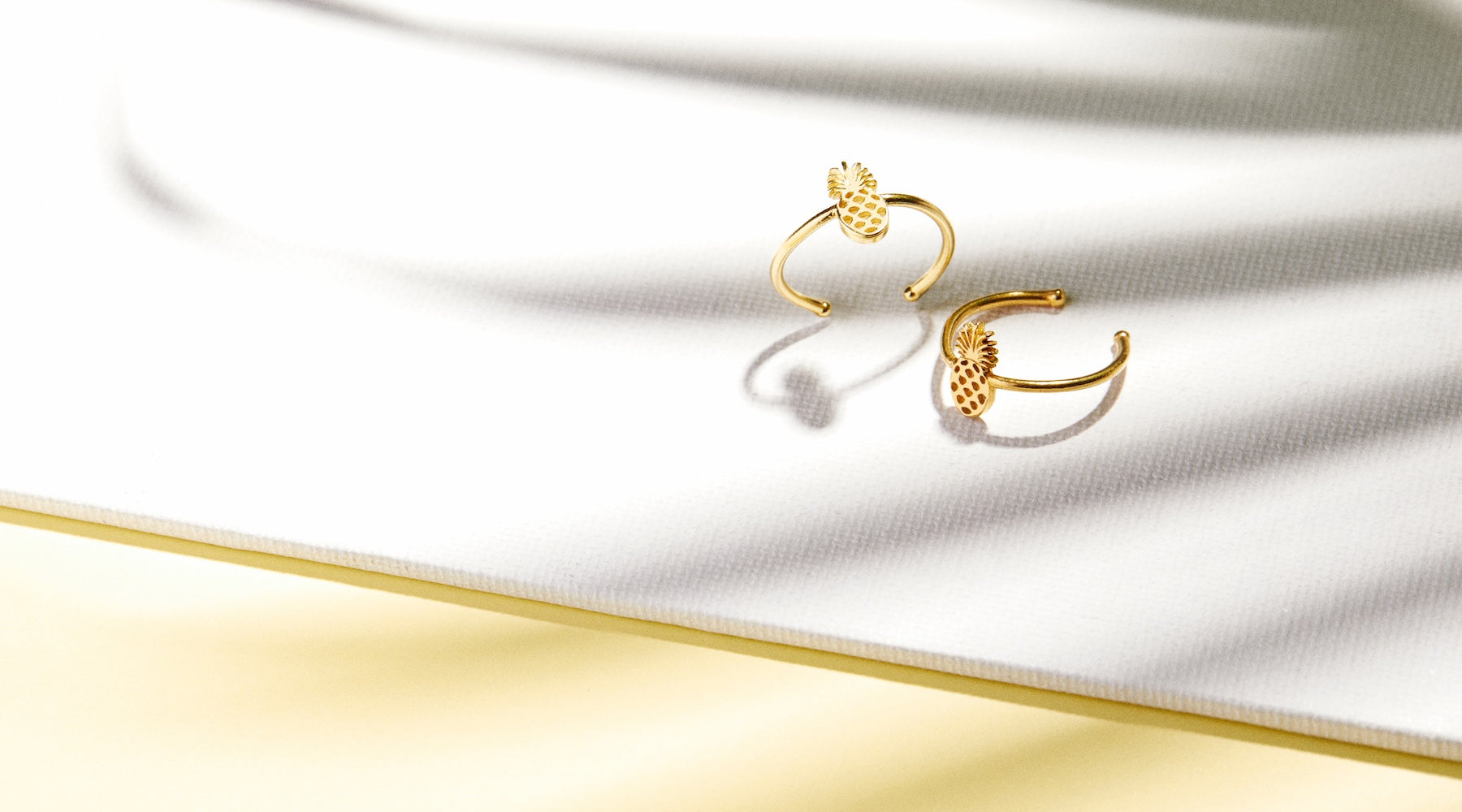 gold pineapple rings