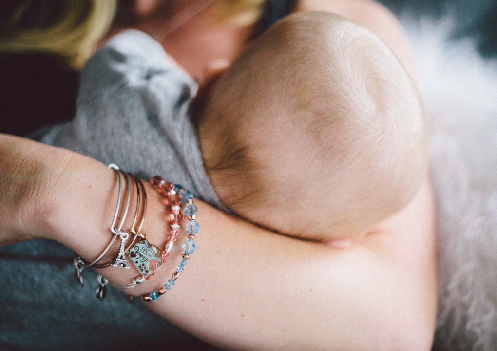 Unique, Meaningful Gifts for Pregnant Women: A Guide