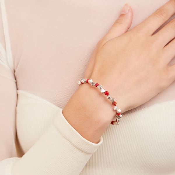/fast-image/h_600/a-n-a/products/antique-americana-heart-beaded-bangle-bracelet-red-on-model-A21EBHRTPJR_a11d12b9-9d70-450a-8258-5e9d479760bc.jpg