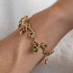 AA26-R-Holiday-Ornaments-Lifestyle-21