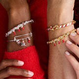 AA26-R-Holiday-Sleigh-Santa-Lifestyle-13