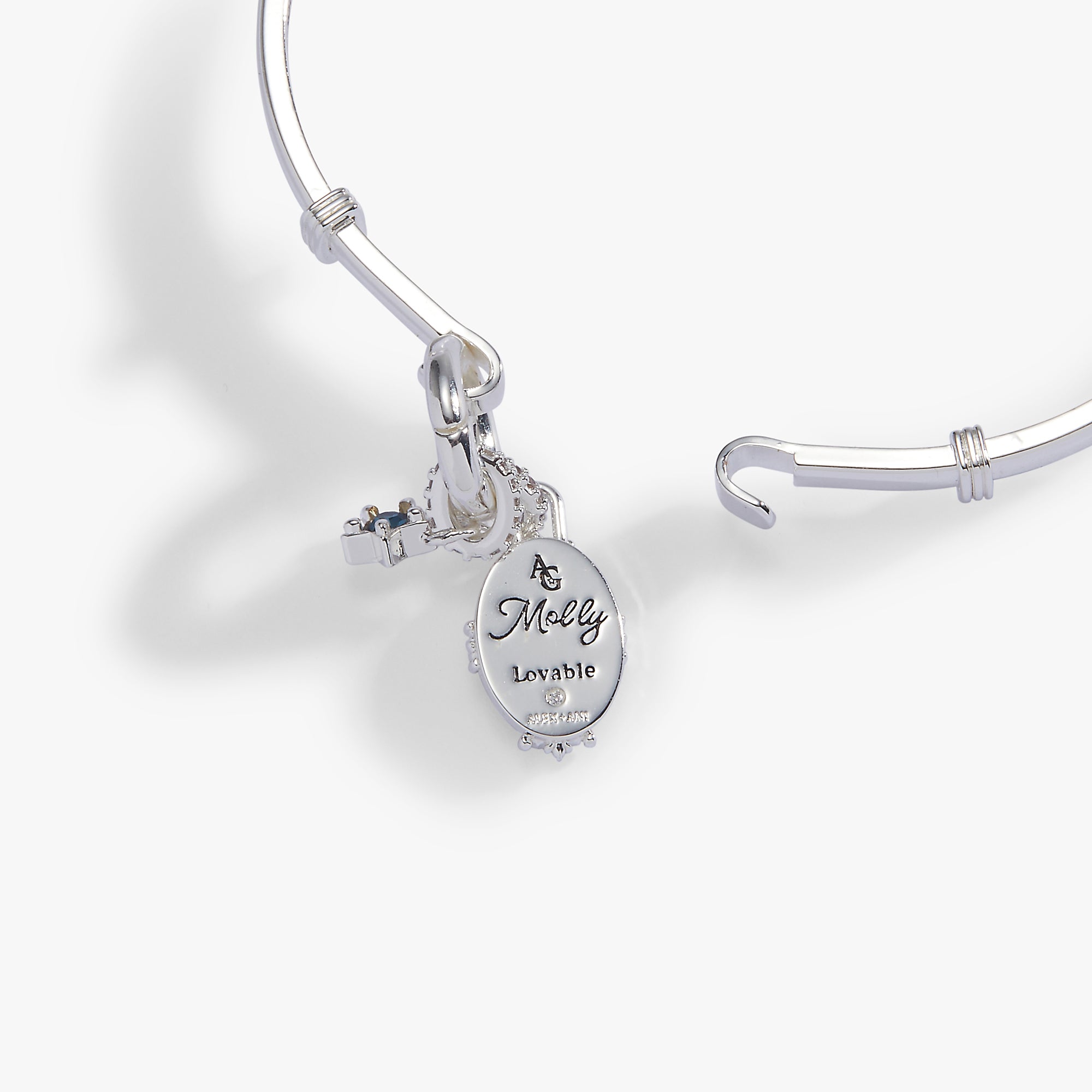 american-girl-molly-tension-bangle-4-AL260537FSS