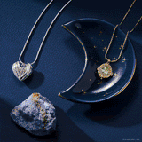 A Court of Thorns and Roses™ Velaris™ Heart Locket Necklace