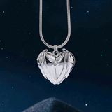 A Court of Thorns and Roses™ Velaris™ Heart Locket Necklace