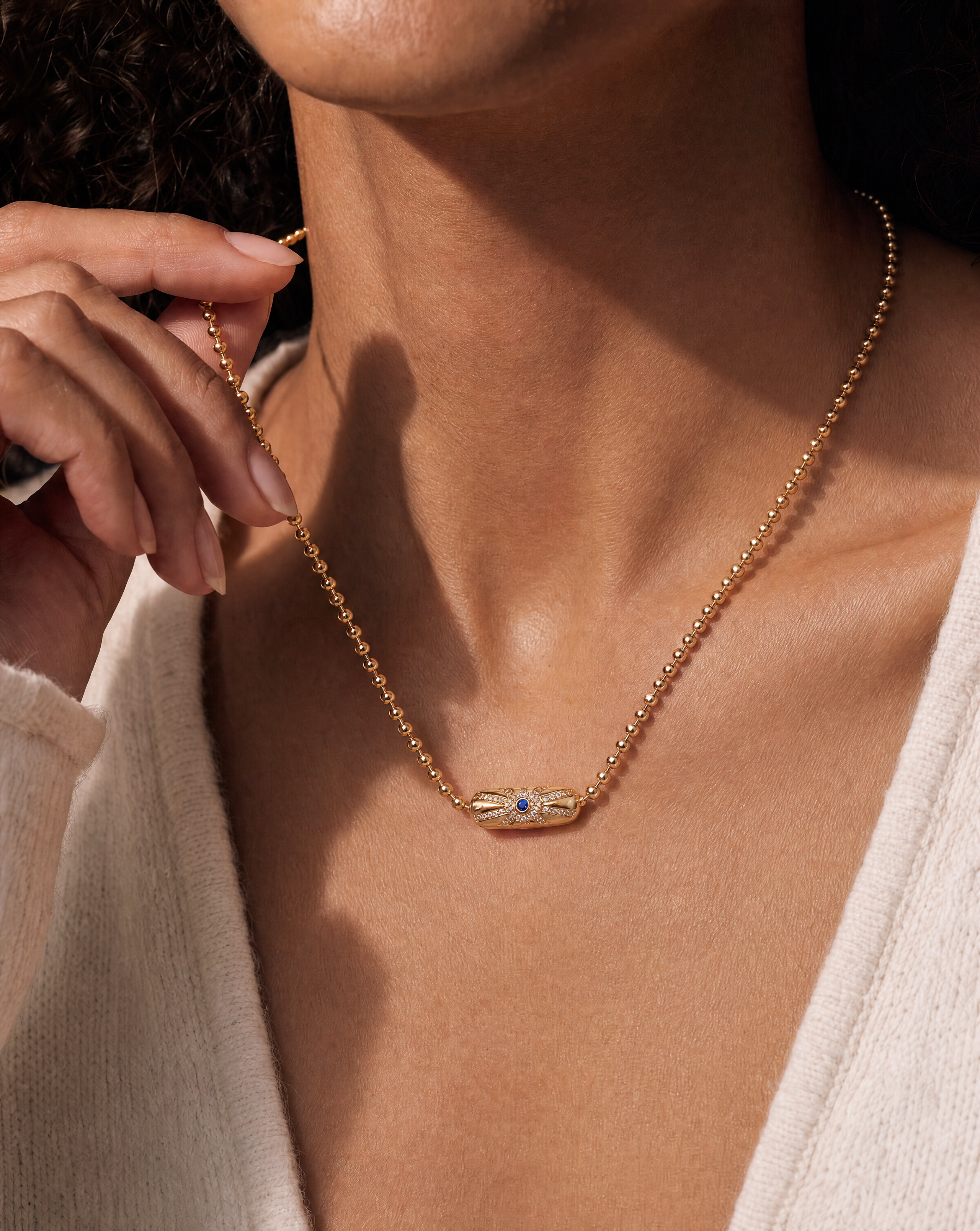 alex-and-ani_evil-eye-locket-option-2_260729_3e3fe1.png