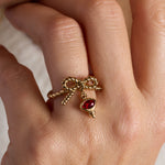 AA26-R-Holiday-Ornaments-Lifestyle-24