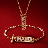 Mama set on crimson red