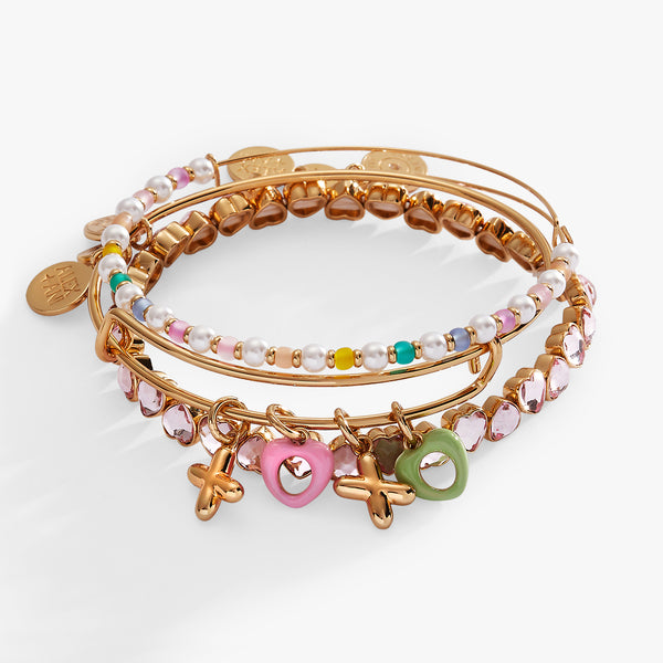 xoxo-multi-charm-bangle-set-of